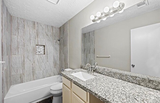 Building Photo - 15711 Roxton Ridge Dr