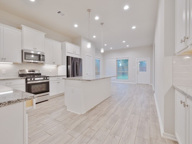 Building Photo - 7918 Pershing Ave