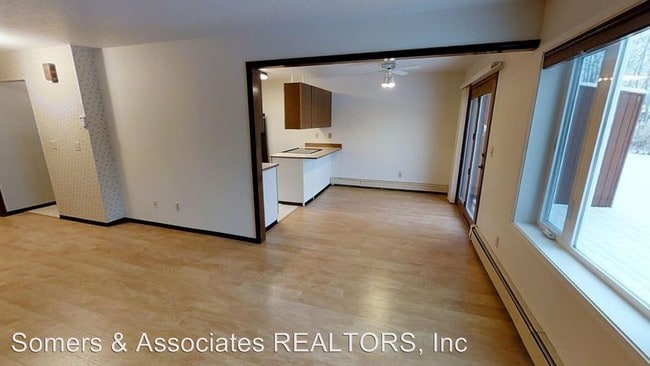 Building Photo - 2 br, 1.5 bath House - 4932 Dartmouth Drive