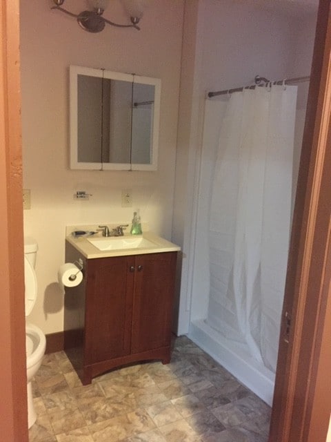 bathroom - 117 N Front St