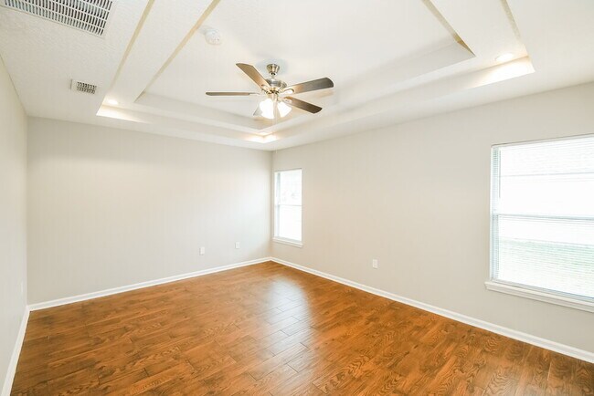 Building Photo - 3531 Waterford Oaks Dr