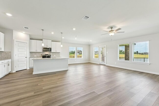 Building Photo - 5503 Bowquiver Ln