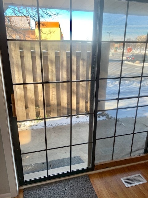 Building Photo - 1508 W Jefferson Ave