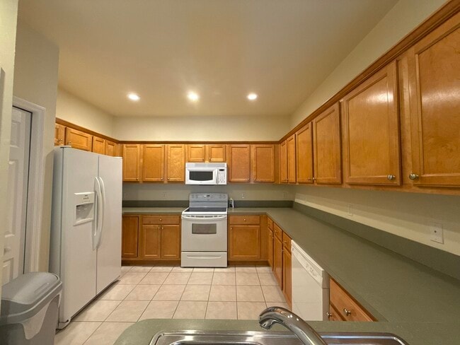 Building Photo - 5508 Hampton Woods Way