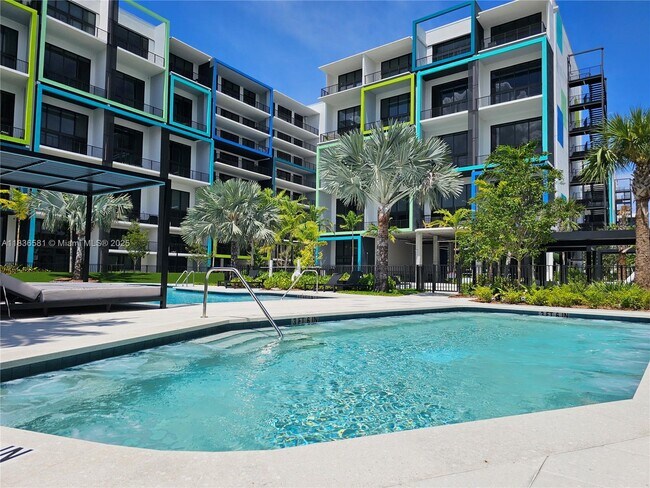 Building Photo - 4400 Sunrise Blvd