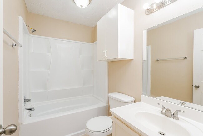Building Photo - 10018 Spotted Horse Dr
