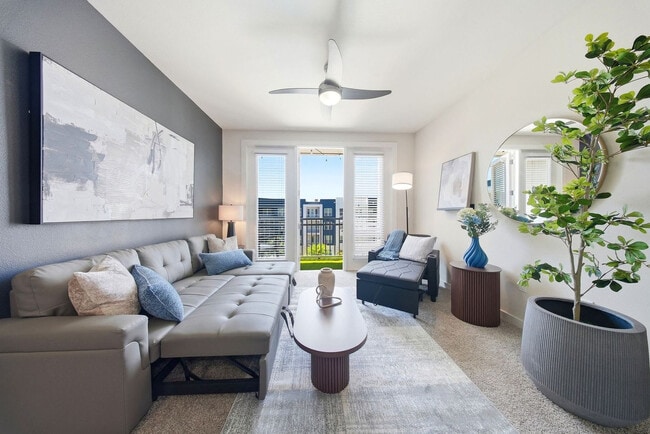 Building Photo - 1702 W Cleveland St