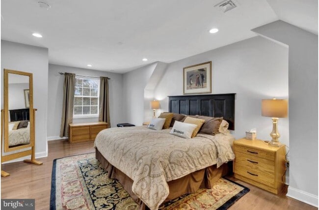 Building Photo - Bellmaw/Palmyra - 5 Bed 2 Bath Single