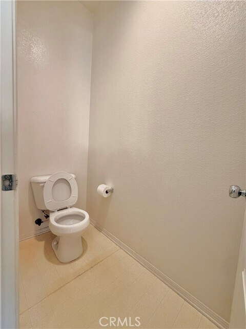 Building Photo - 7161 East Ave