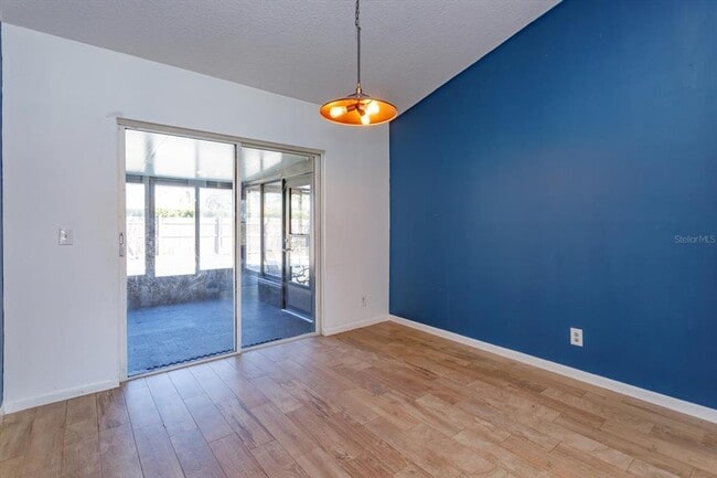 Building Photo - 8437 Alveron Ave