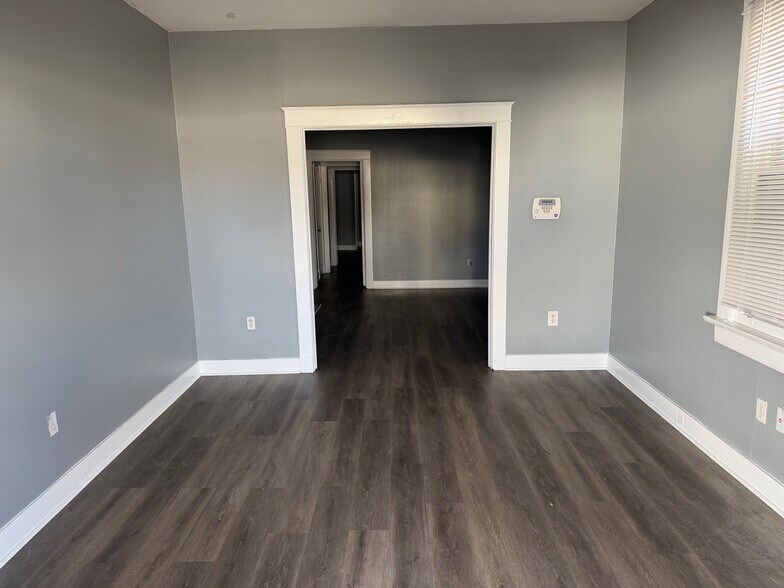 Building Photo - 2454 N Derbigny St