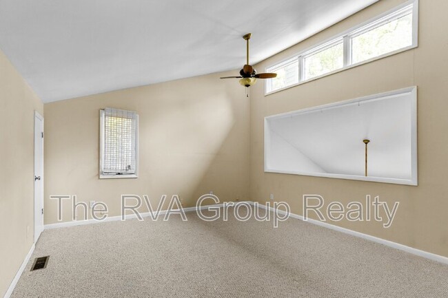 Building Photo - 259 Echo Meadows Rd