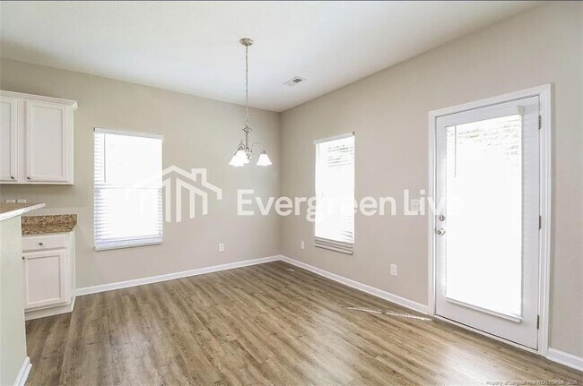 Building Photo - 8515 Paw Valley Ln