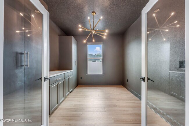 Building Photo - 12452 Royal Red Wy