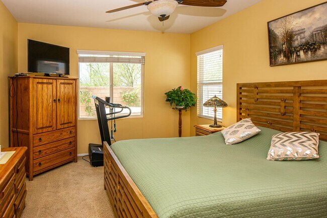 Building Photo - 62671 S Starcross Dr