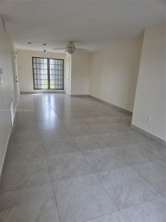 Building Photo - 19362 SW 103rd Ct