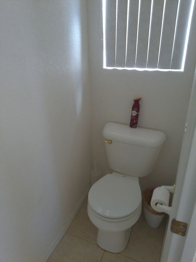 Building Photo - Winter Rental