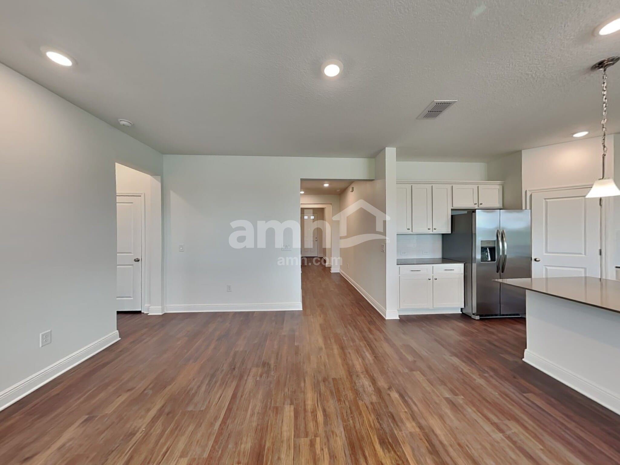 Building Photo - 14633 Cedar Ml Dr