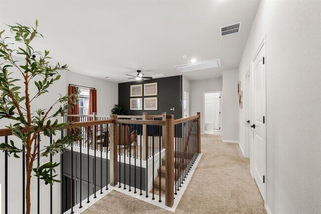 Building Photo - 217 McCrae Dr