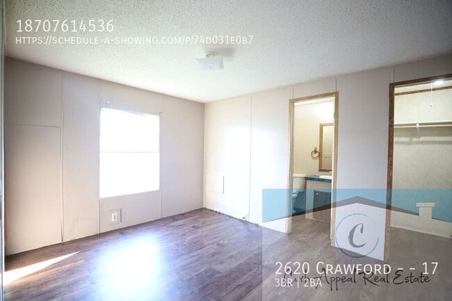 Building Photo - 2620 Crawford Dr