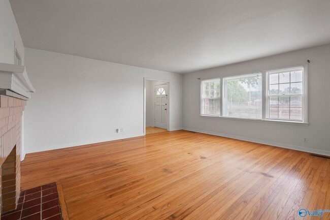 Building Photo - 2305 Andrew Jackson Way NE