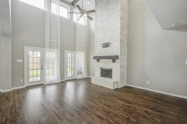 Building Photo - 7238 Thelfor Ct