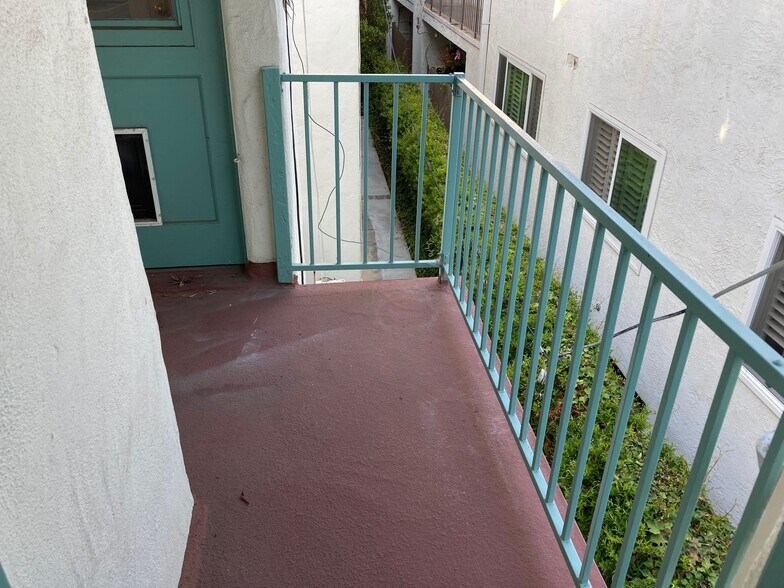 back porch - 2000 Washington Ave