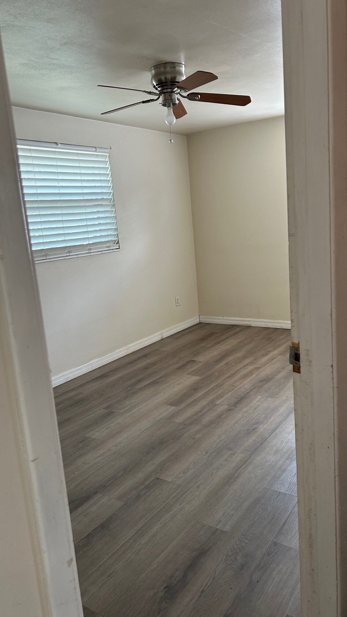 Building Photo - 4706 Blossom Dr