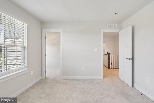 Building Photo - 14641 Silver Hammer Wy