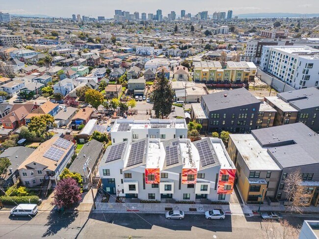 Building Photo - ArtHaus Yerba Buena: New Luxury Apartment!...