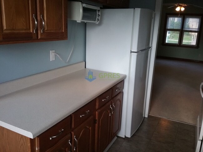 Building Photo - House for rent in the heart of Oakmont