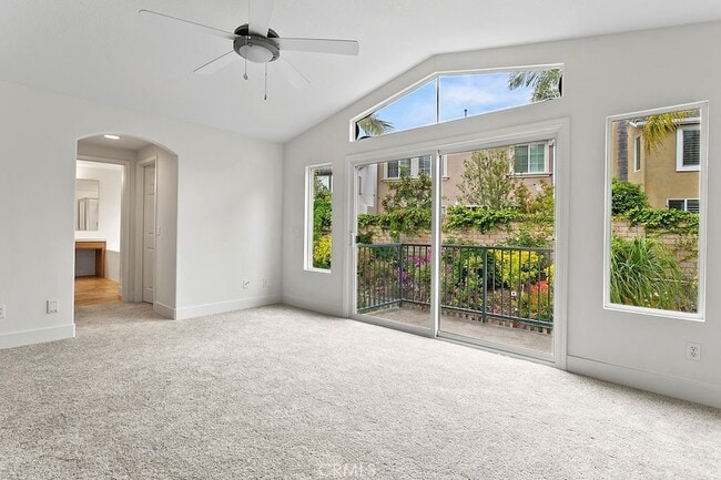 Building Photo - 27901 Glenfield Cir