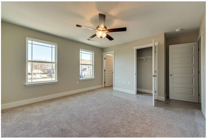 Building Photo - 1027 Wells Way