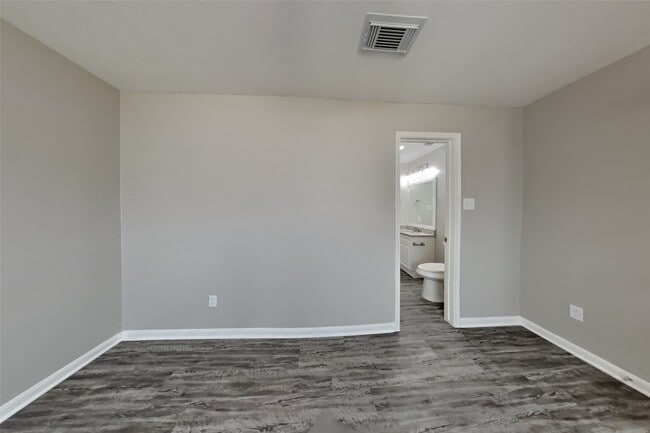 Building Photo - 12710 Autumn Glen Dr