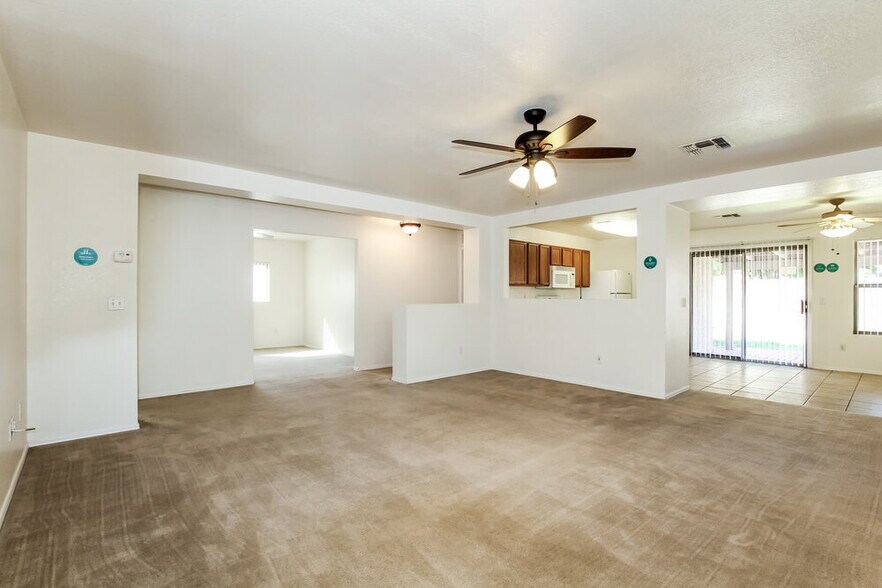 Building Photo - 3108 W Lucia Dr