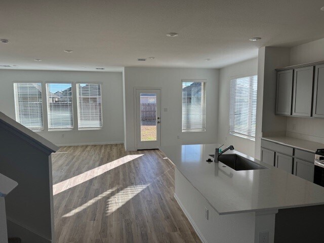 Building Photo - 7707 Iris Peak Dr