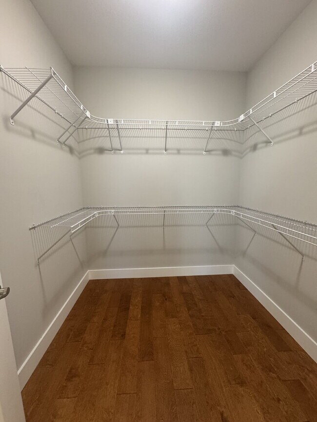 Building Photo - 64 Leyland Cir