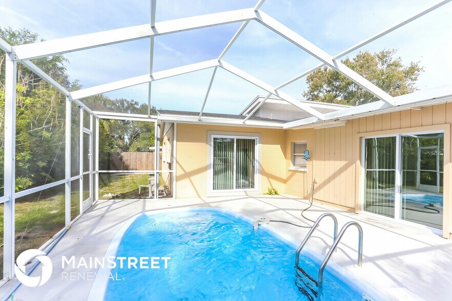Building Photo - 420 Flamingo Dr