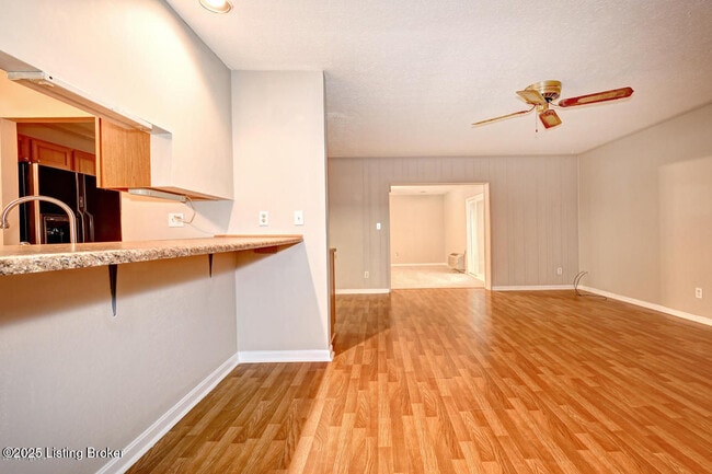 Building Photo - 3820 RiverOaks Ln