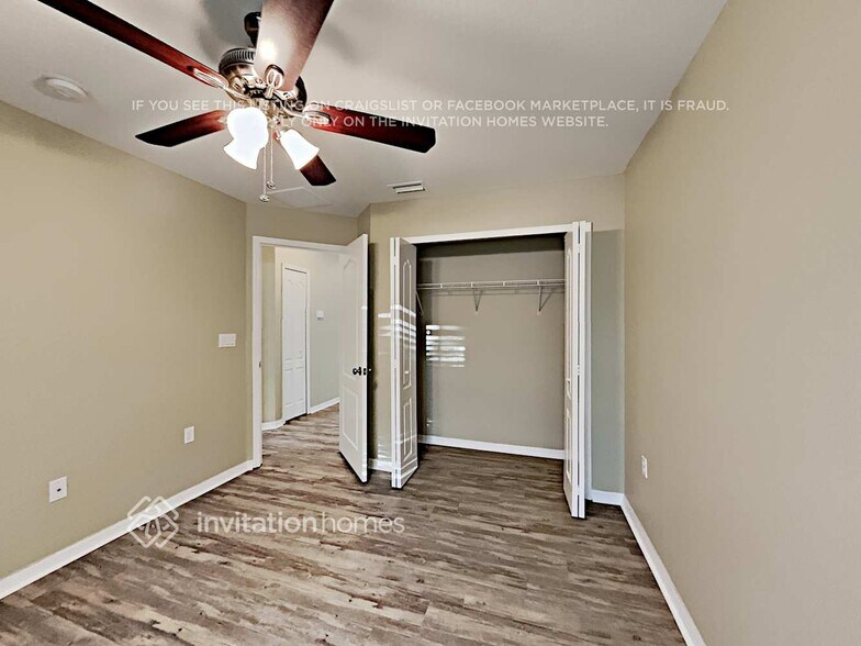 Building Photo - 3889 Hampton Hills Dr