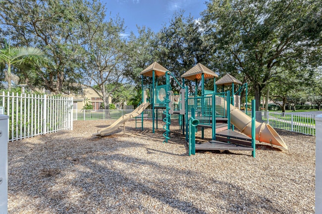 Building Photo - 4207 NW 42nd Terrace