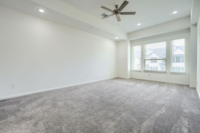 Building Photo - Townhome available for lease in FRISCO ISD