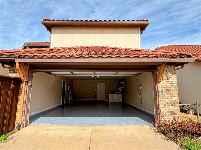 Building Photo - 834 San Clemente