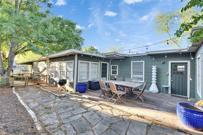 Building Photo - 4607 Evans Ave