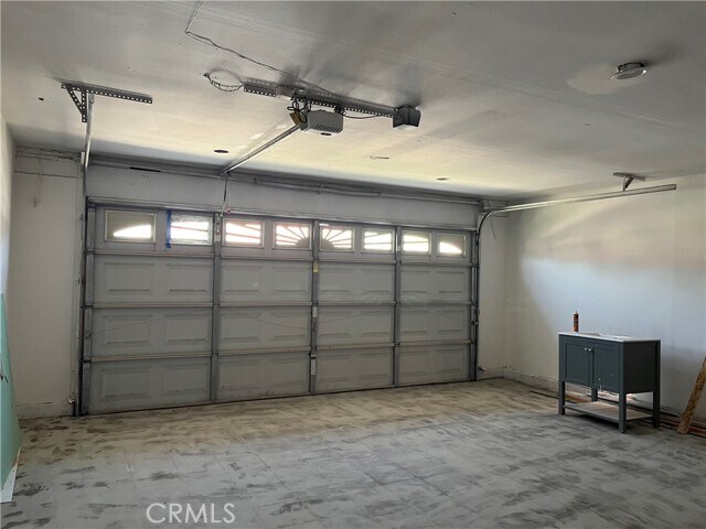Building Photo - 15345 Murray Ave