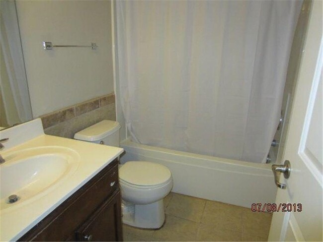 Building Photo - 5073 Dunkirk Pl N