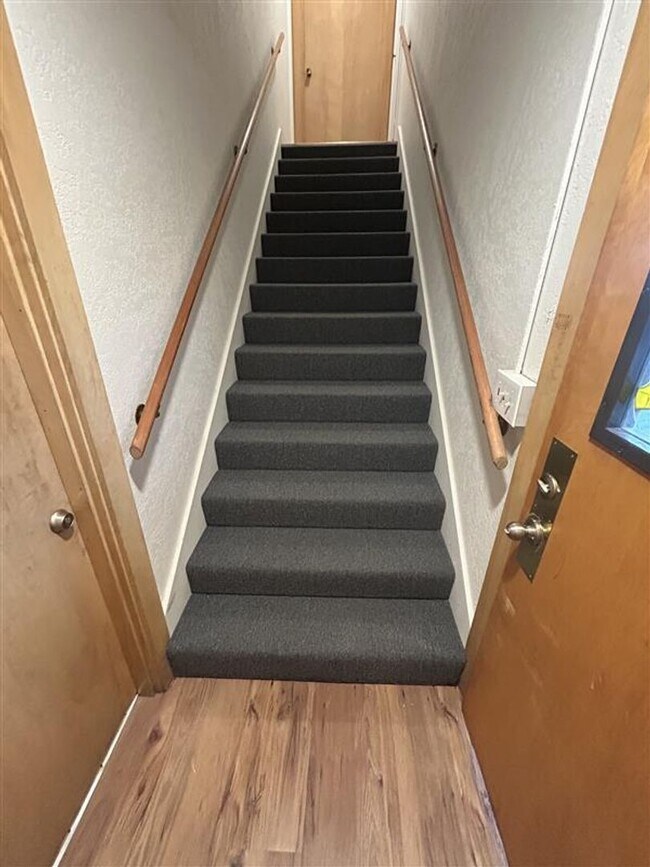 Building Photo - 1795 Main Street