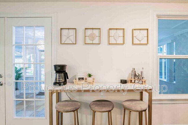 Building Photo - 14 Lieutenant St