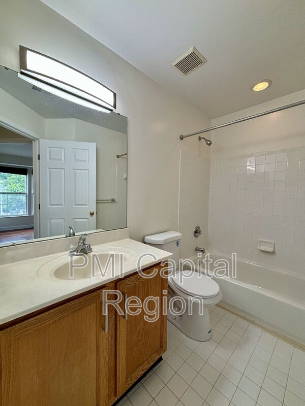 Building Photo - 20800 Mountain Lake Terrace