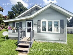 Building Photo - 1247 Grand Blvd